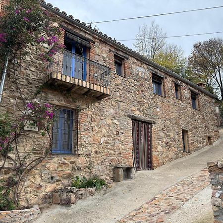 Cabañas del Castillo Alma De Villuercasゲストハウス エクステリア 写真
