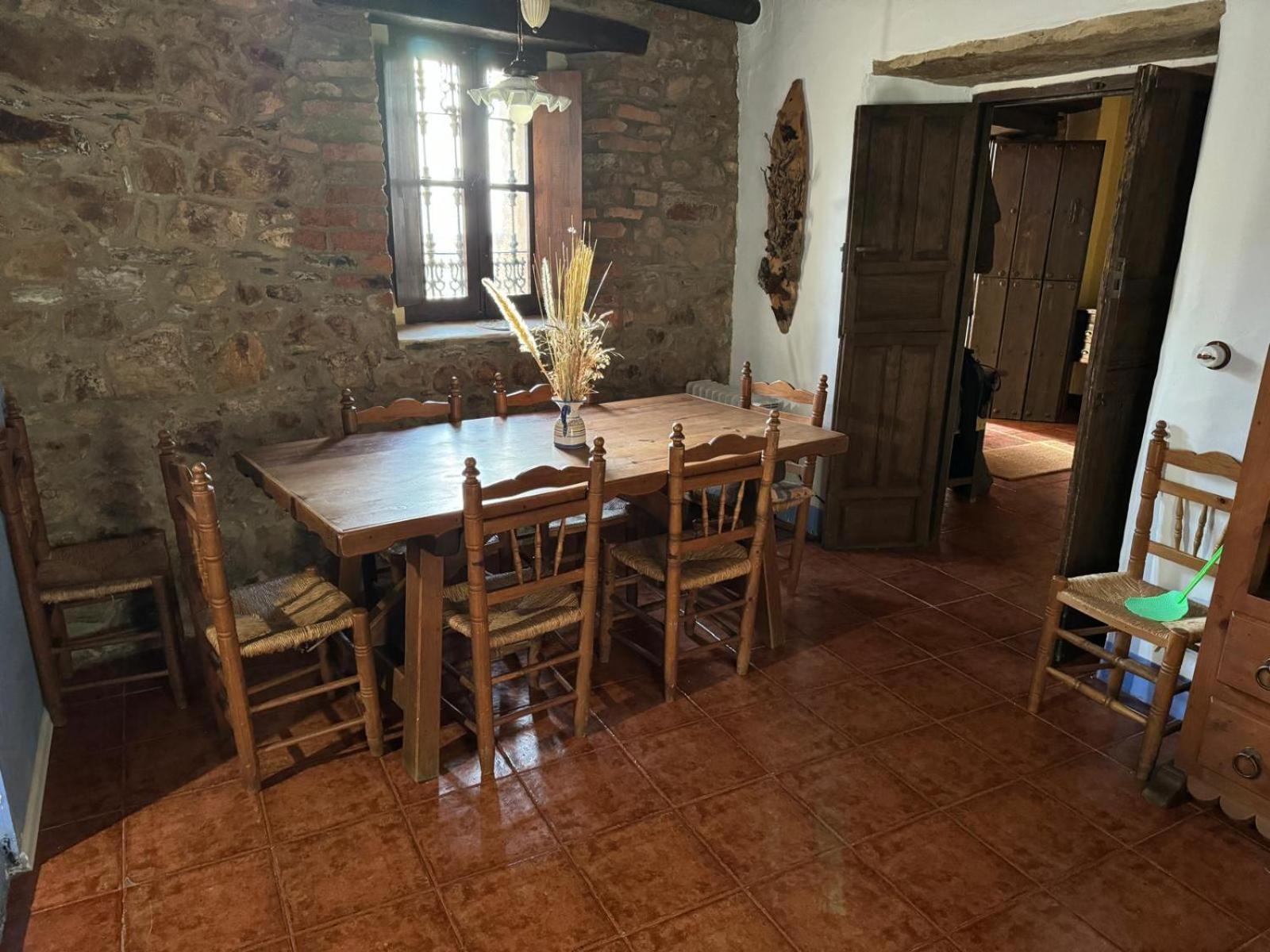 Cabañas del Castillo Alma De Villuercasゲストハウス エクステリア 写真